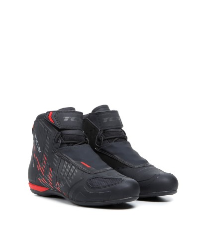 Shoes R04D WP TCX black red